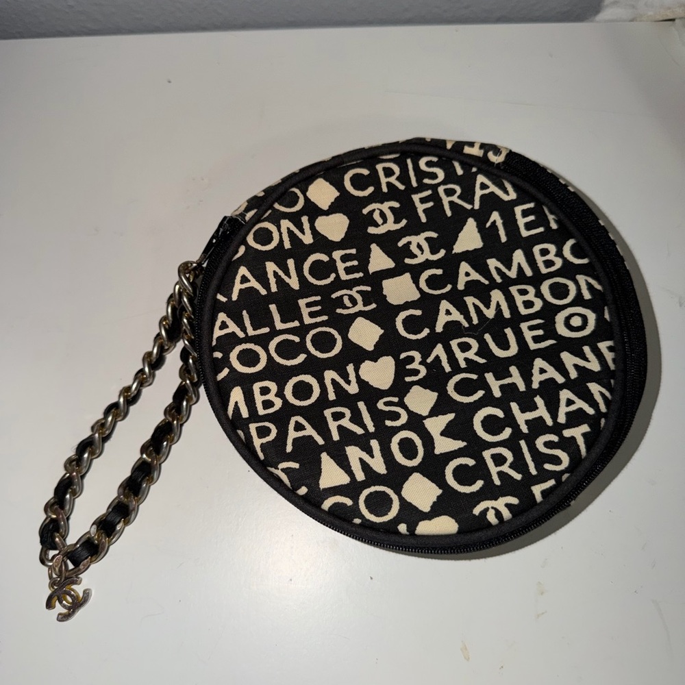 Chanel Navy Blye and Cream Round Wristlet